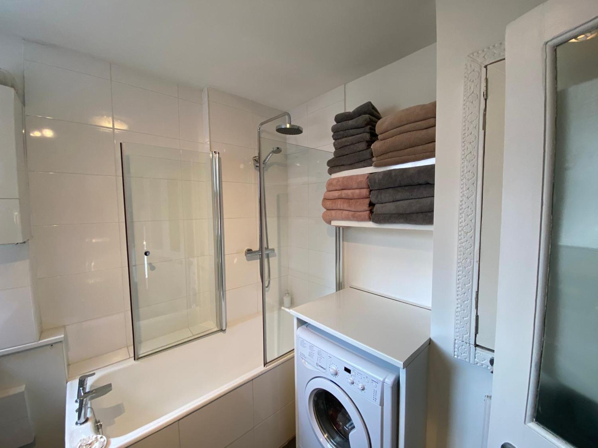 Deluxe Three Bed Bnb In Henley-On-Thames Near Station River & Town Centre Exterior foto