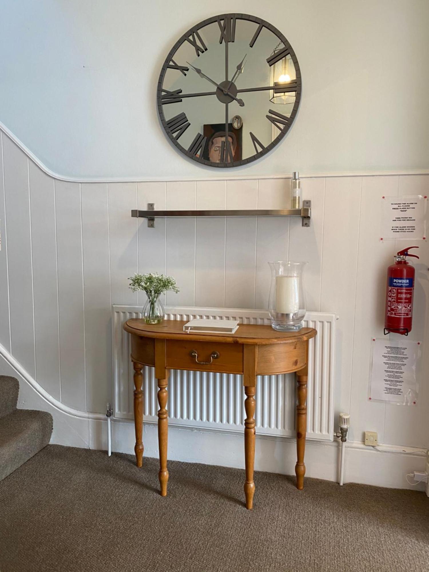 Deluxe Three Bed Bnb In Henley-On-Thames Near Station River & Town Centre Exterior foto